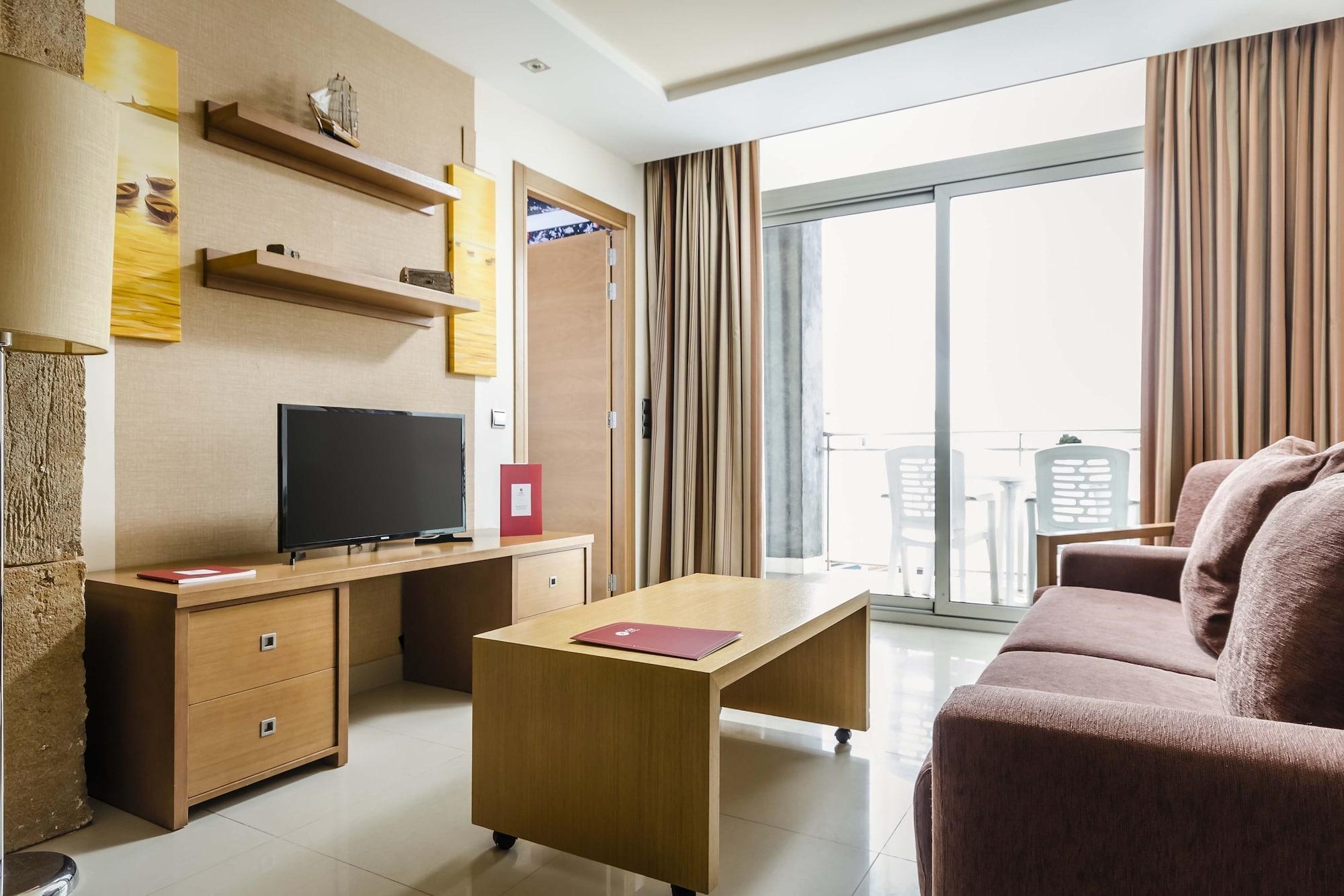 Exe Cunit Suites & Spa ภายนอก รูปภาพ